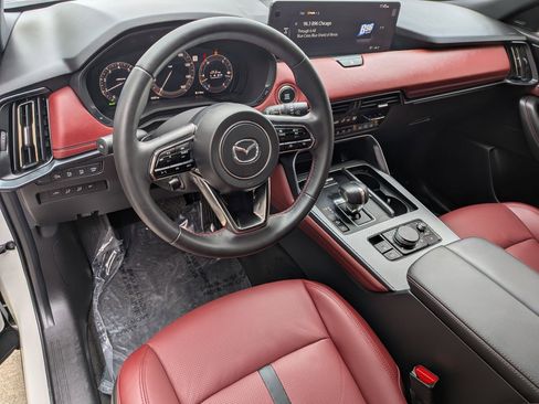 Used 2025 MAZDA CX-70 3.3 Turbo S w/ Premium Package image 10