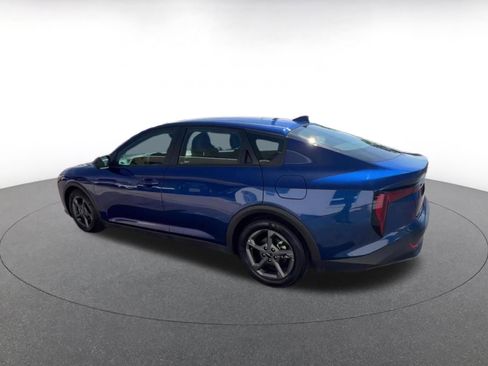 Used 2025 Kia K4 LXS image 10