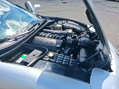 Used 2001 Chevrolet Corvette Coupe w/ Preferred Equipment Group2 RWD image 12