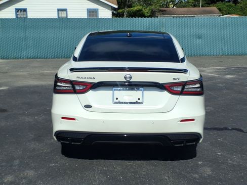 Used 2021 Nissan Maxima SR w/ Sport Mat Group FWD image 4