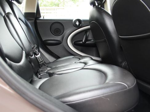 Used 2013 MINI Cooper Countryman FWD image 13
