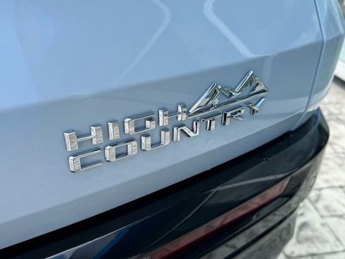 New 2026 Chevrolet Traverse High Country w/ LPO, Floor Liner Package image 47