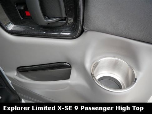 New 2025 GMC Savana 2500 Extended w/ Driver Convenience Package image 10