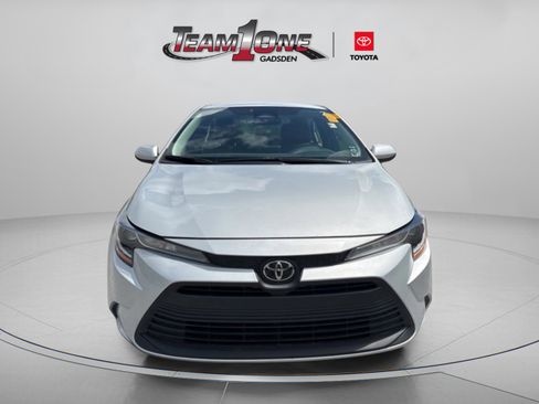 Used 2024 Toyota Corolla LE FWD image 2
