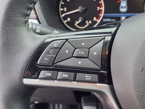 Used 2022 Nissan Altima 2.5 SL FWD image 15