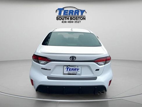 Used 2024 Toyota Corolla SE image 4