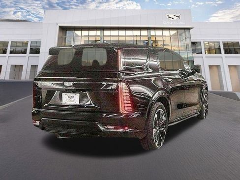 Certified 2026 Cadillac Escalade IQL Sport 1 AWD/4WD image 4