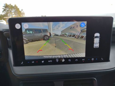 New 2025 Ford Maverick XLT image 25