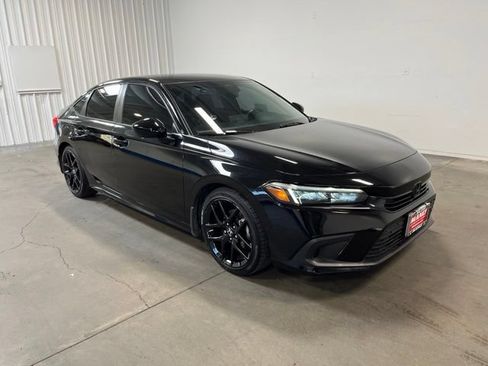 Used 2023 Honda Civic Sport image 1