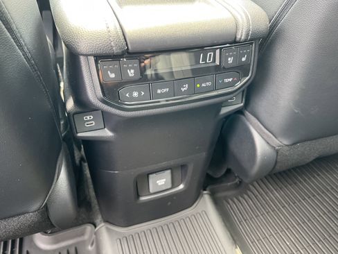 New 2026 Toyota Grand Highlander AWD image 26