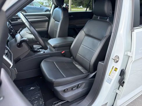Used 2021 Volkswagen Atlas Cross Sport SE w/ V6 Towing Package FWD image 34