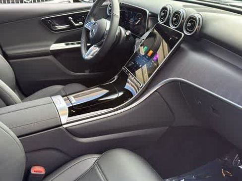Used 2026 Mercedes-Benz GLC 300 4MATIC image 37
