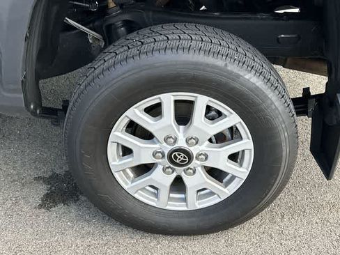 Used 2024 Toyota Tacoma SR AWD/4WD image 5