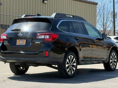 Used 2017 Subaru Outback 2.5i Limited AWD/4WD image 5