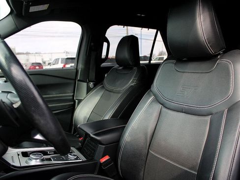 Used 2021 Ford Explorer ST w/ Equipment Group 401A image 22