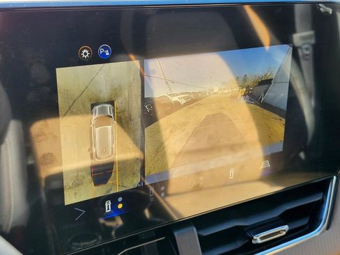 Used 2026 Chevrolet Equinox ACTIV w/ Convenience Package III AWD/4WD image 19