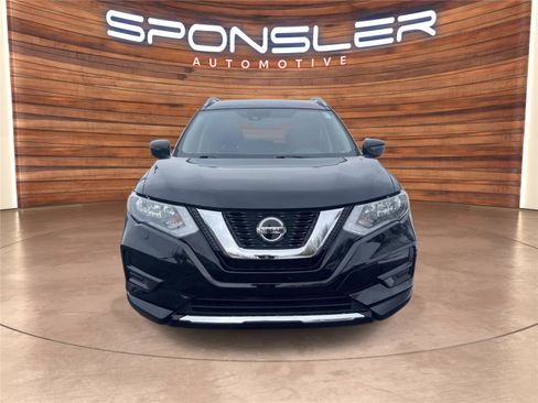 Used 2019 Nissan Rogue S w/ Special Edition Package image 8