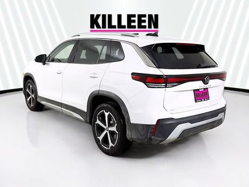 Used 2025 Volkswagen Tiguan SE FWD image 5