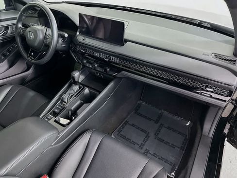 Used 2024 Honda Accord Sport image 31