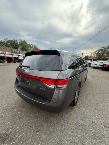 Used 2016 Honda Odyssey Touring Elite image 5