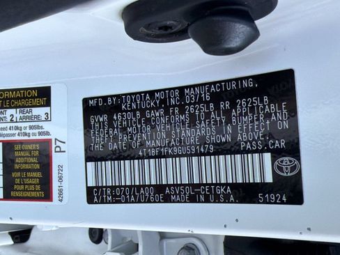 Used 2016 Toyota Camry XLE w/ Moonroof Package FWD image 23