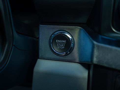 Used 2023 Ford F250 Limited AWD/4WD image 32