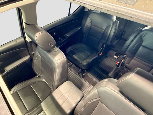 Used 2019 Chevrolet Traverse RS AWD/4WD image 24