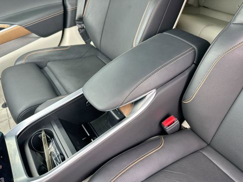 Used 2024 Lucid Air Touring AWD/4WD image 23