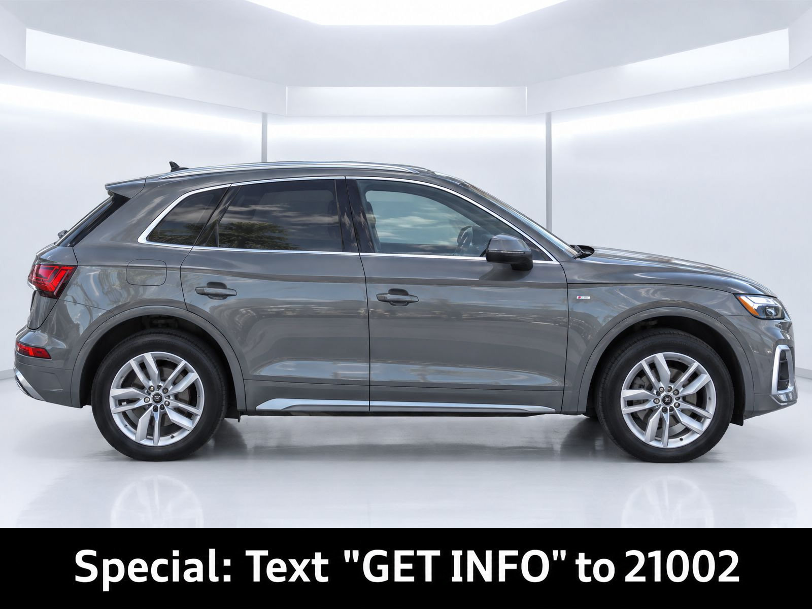 Certified 2023 Audi Q5 2.0T Premium w/ Convenience Package AWD/4WD image 8