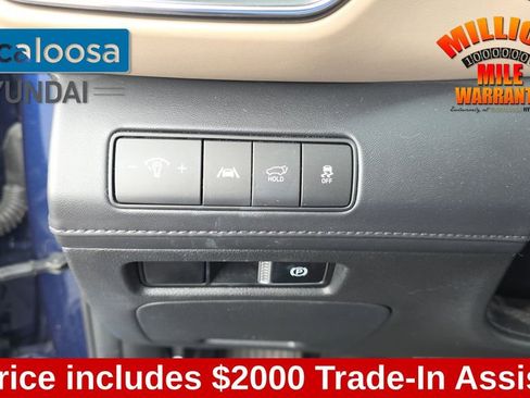 Used 2023 Hyundai Santa Fe SEL w/ Premium Package image 14
