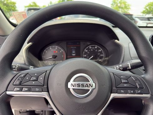 Used 2022 Nissan Altima 2.5 S FWD image 19