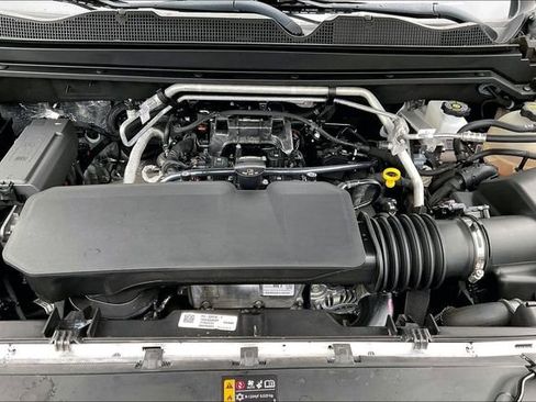 Used 2024 Chevrolet Colorado LT w/ LT Convenience Package RWD image 20