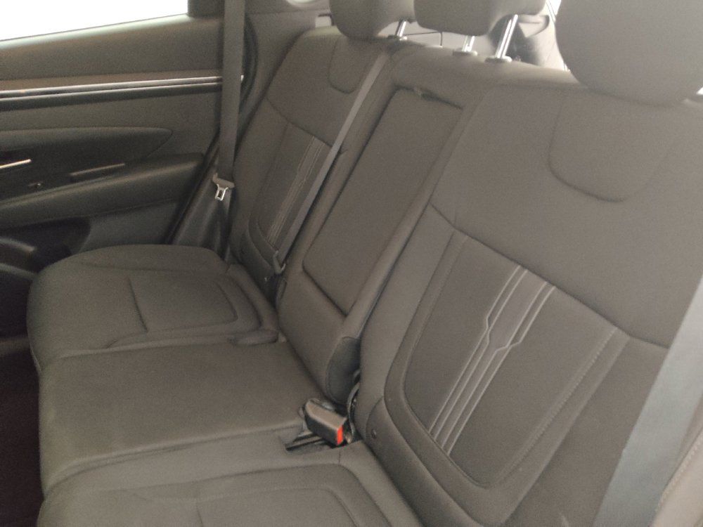 Used 2023 Hyundai Tucson SEL FWD image 18