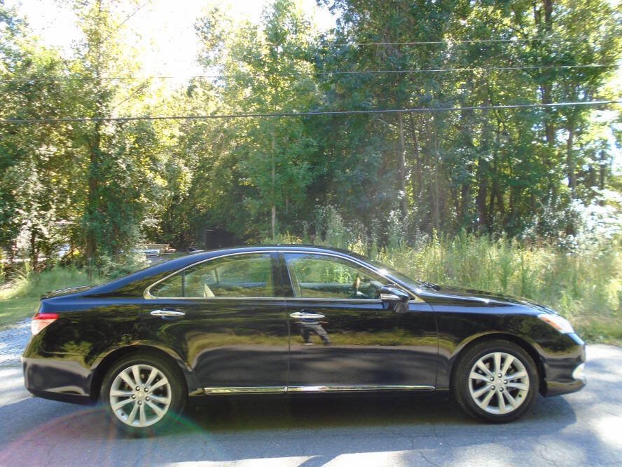 Used 2010 Lexus ES 350 w/ Preferred Accessory Package FWD image 4