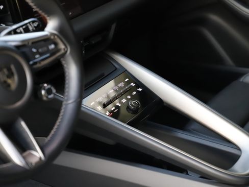 Used 2024 Porsche Macan Turbo Electric image 23