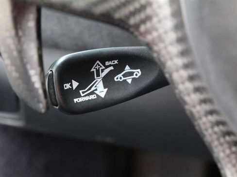 Used 2016 McLaren 570S Coupe image 33