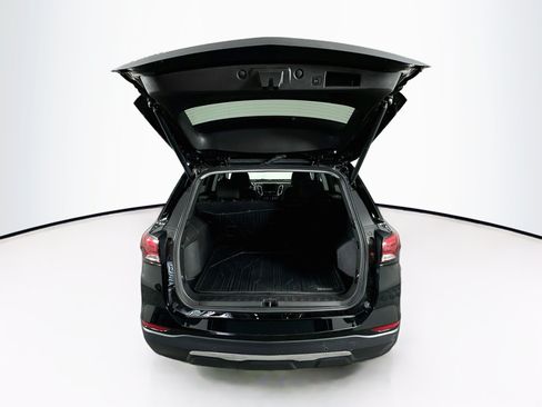 Used 2024 Chevrolet Equinox LT w/ LPO, Floor Liner Package FWD image 26