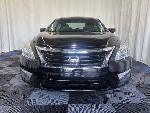 Used 2015 Nissan Altima 2.5 S w/ Special Edition Package FWD image 4