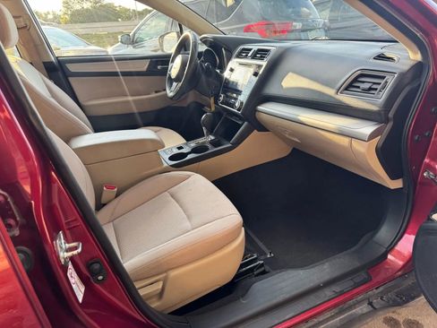 Used 2018 Subaru Outback 2.5i Premium AWD/4WD image 25