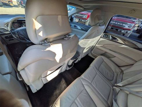 Used 2018 Lincoln MKZ Reserve w/ Magnetic Appearance Package image 28