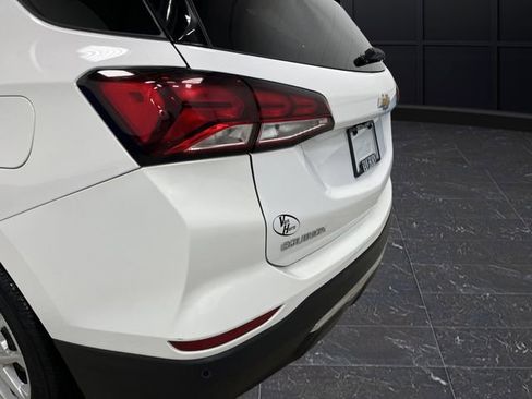 Used 2024 Chevrolet Equinox LT image 32