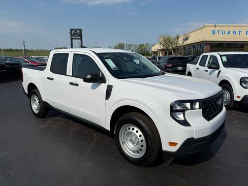 Used 2025 Ford Maverick XL w/ Equipment Group 102A AWD/4WD image 1