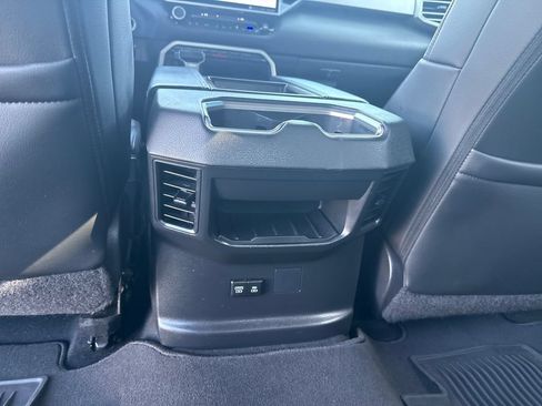 Used 2022 Toyota Tundra Limited AWD/4WD image 28