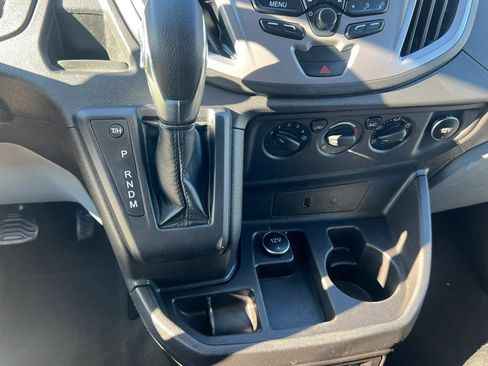 Used 2019 Ford Transit 350 XLT RWD image 31