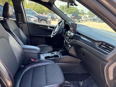 Used 2023 Ford Escape ST-Line image 13