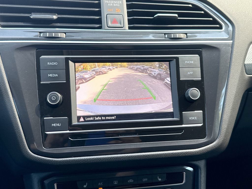 Used 2022 Volkswagen Tiguan S AWD/4WD image 23