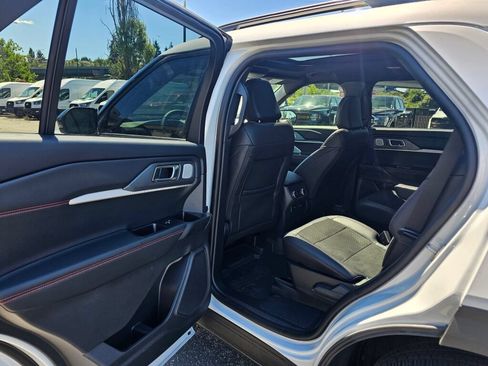 New 2026 Ford Explorer ST w/ Sun And Sound Package AWD/4WD image 11