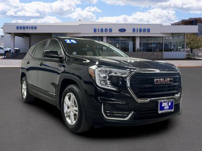 Used 2024 GMC Terrain SLE