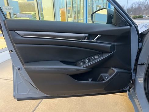 Certified 2022 Honda Accord Sport image 16