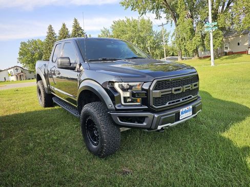 Used 2020 Ford F150 Raptor image 1